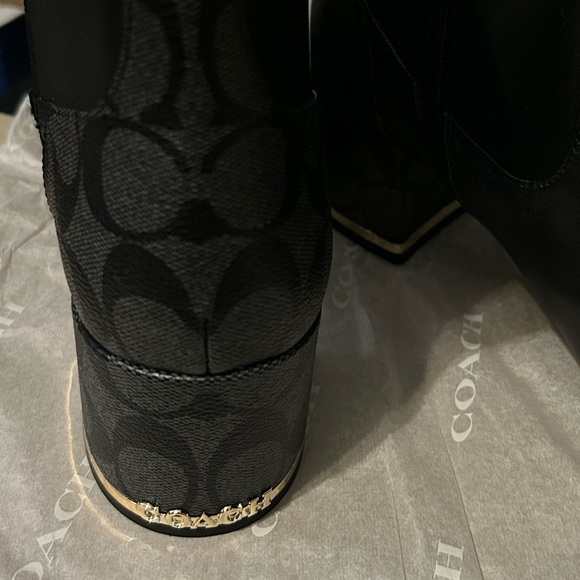 Ladies Coach booties - Picture 2 of 3